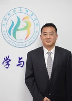 杨少峰.jpg